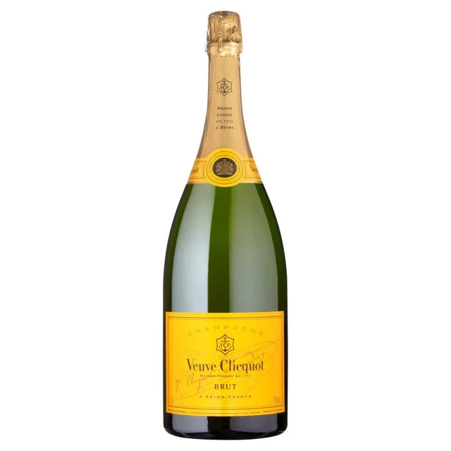 VEUVE CLICQUOT BRUT CHAMPAGNE YELLOW LABEL 1.5L